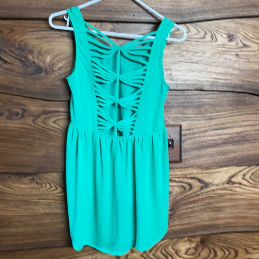 Daytrip tank top brand new super cute!! Size small - Picture 3 of 4